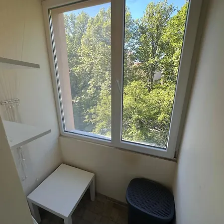 Apartment Avenue - Center